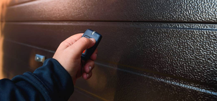 automatic door opener with remote control in Sebastopol
